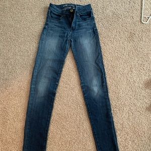 American Eagle High-Rise Jeans